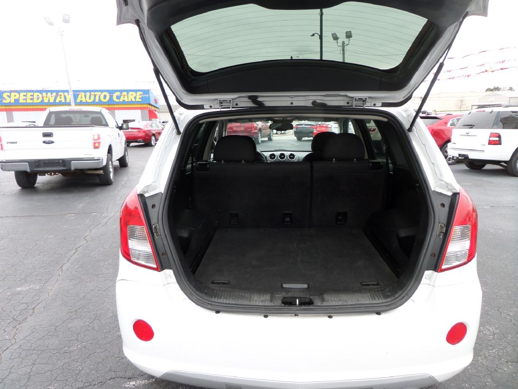 Photo 10 of this CHEVROLET CAPTIVA