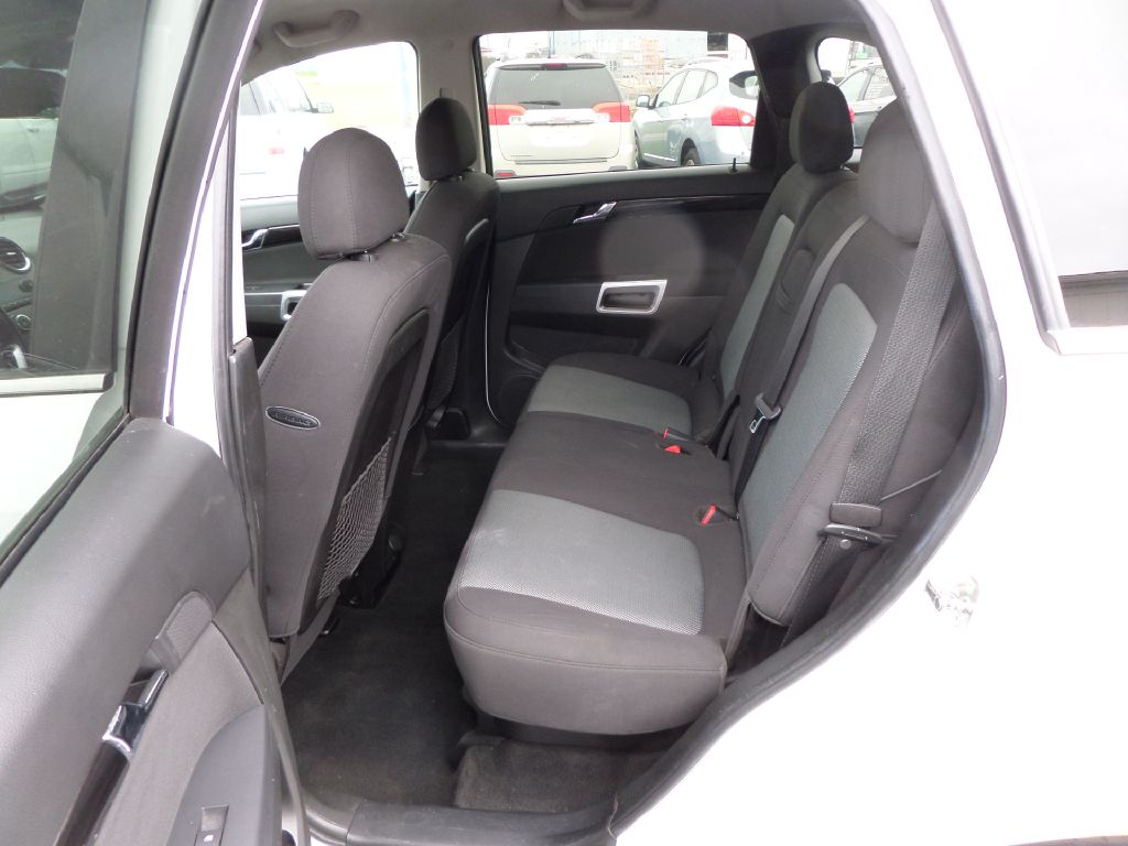 Photo 6 of this CHEVROLET CAPTIVA