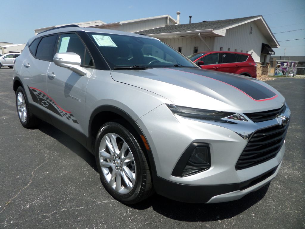 Photo 10 of this CHEVROLET BLAZER
