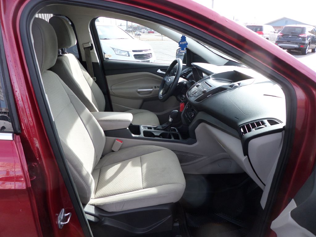 Photo 3 of this FORD ESCAPE