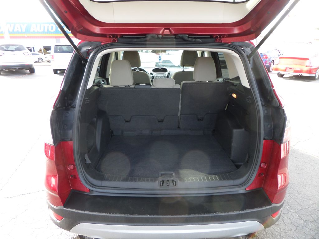 Photo 5 of this FORD ESCAPE
