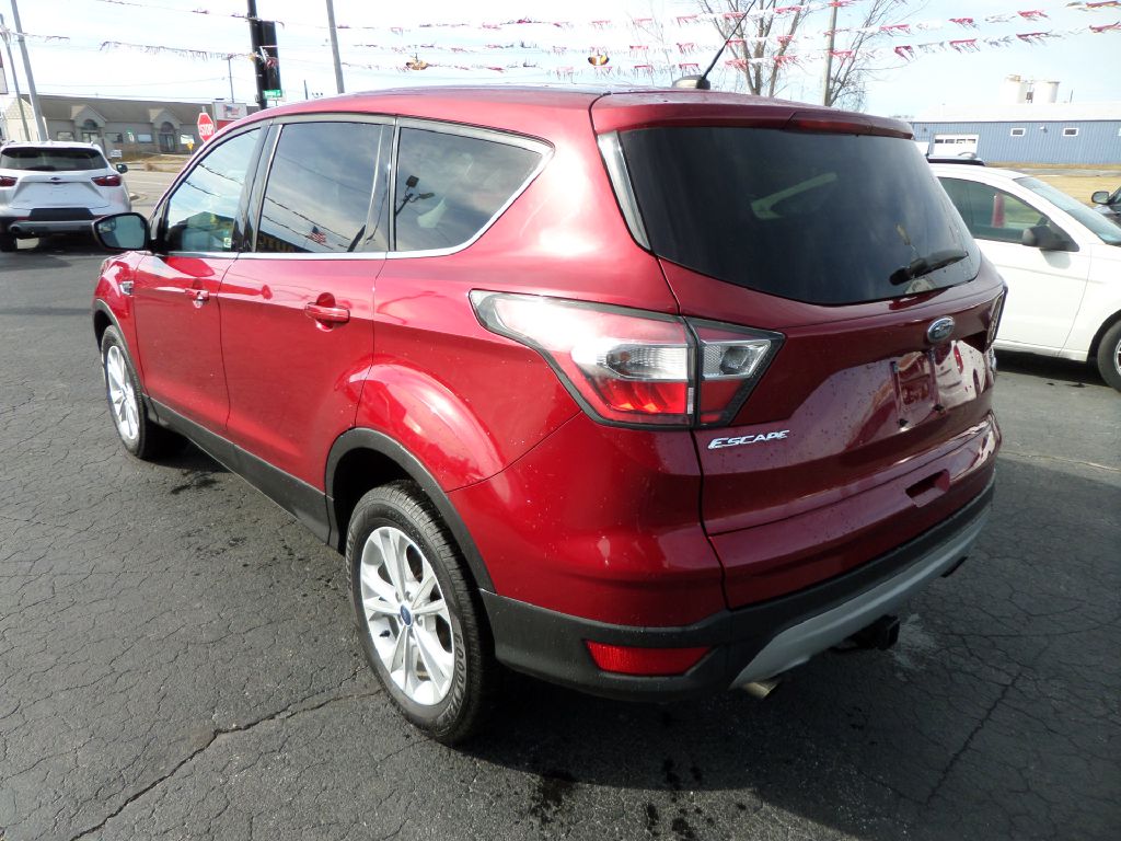 Photo 9 of this FORD ESCAPE