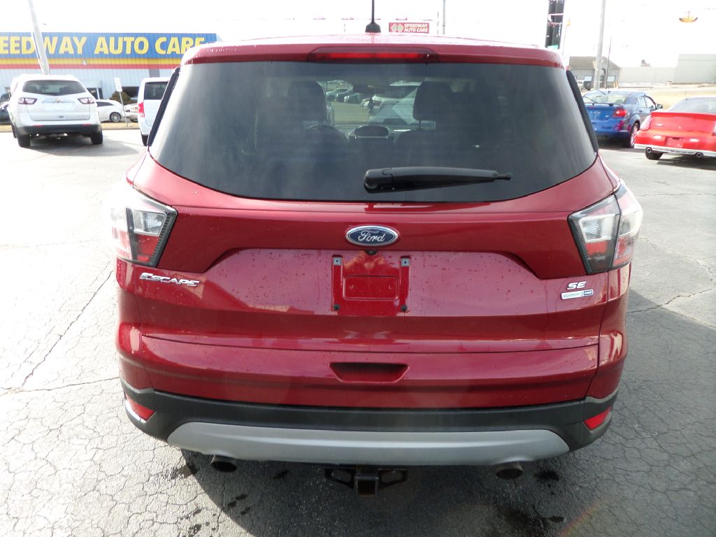 Photo 10 of this FORD ESCAPE