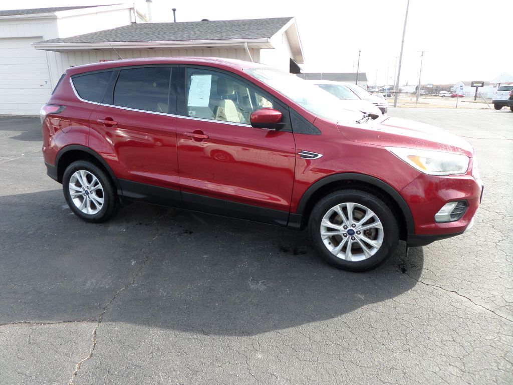 Photo 2 of this FORD ESCAPE