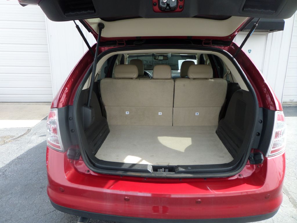 Photo 15 of this FORD EDGE