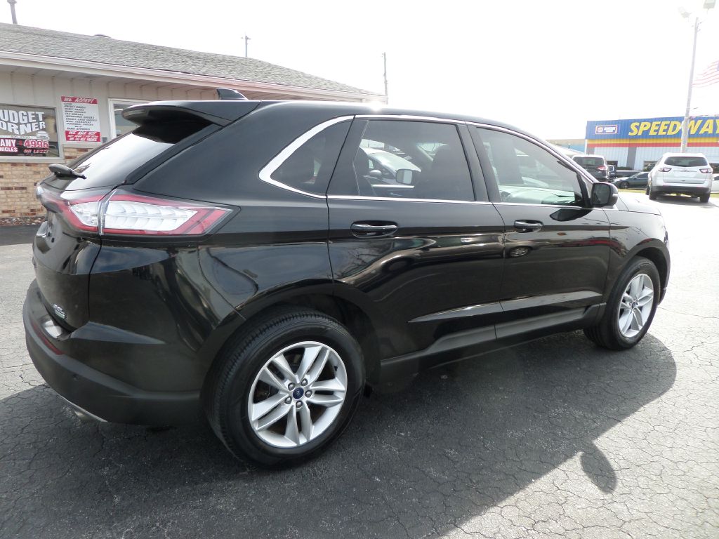Photo 11 of this FORD EDGE