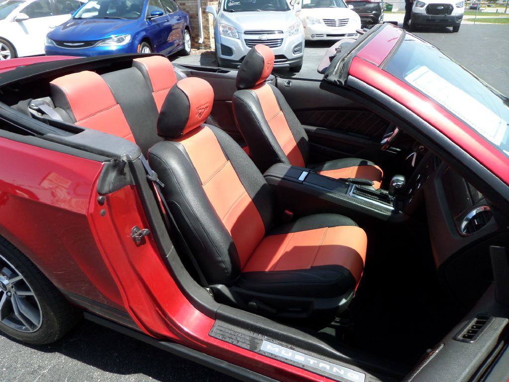 Photo 6 of this FORD MUSTANG