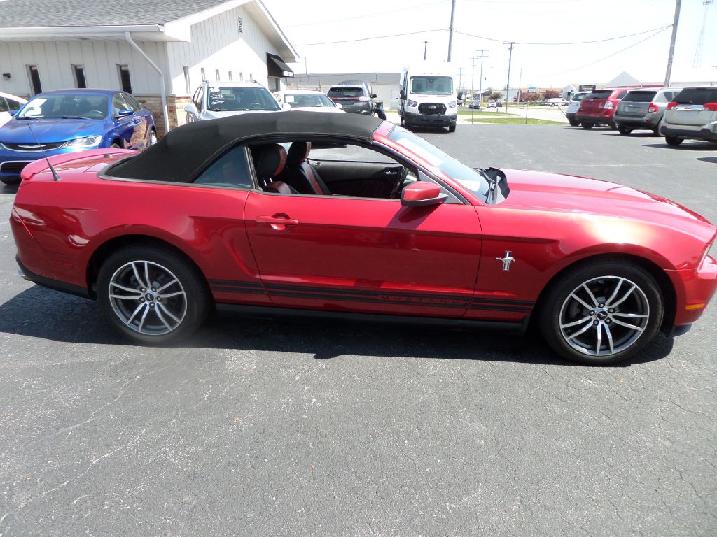 2010 FORD MUSTANG