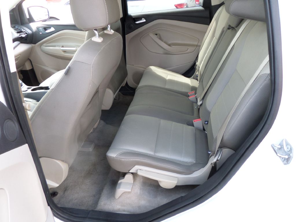 Photo 9 of this FORD ESCAPE