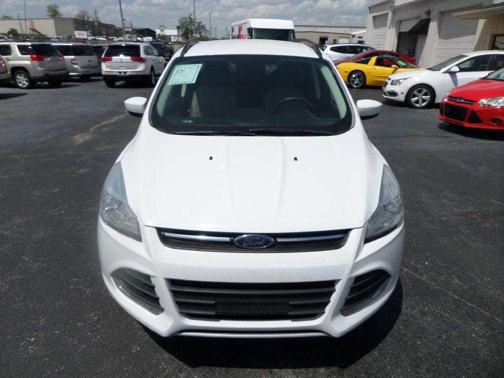 Photo 11 of this FORD ESCAPE