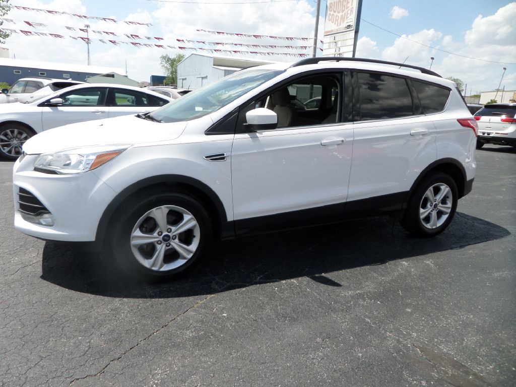 Photo 16 of this FORD ESCAPE