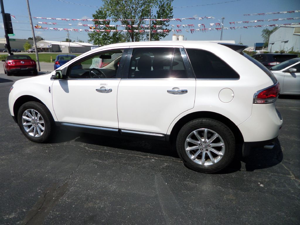 Photo 7 of this LINCOLN MKX