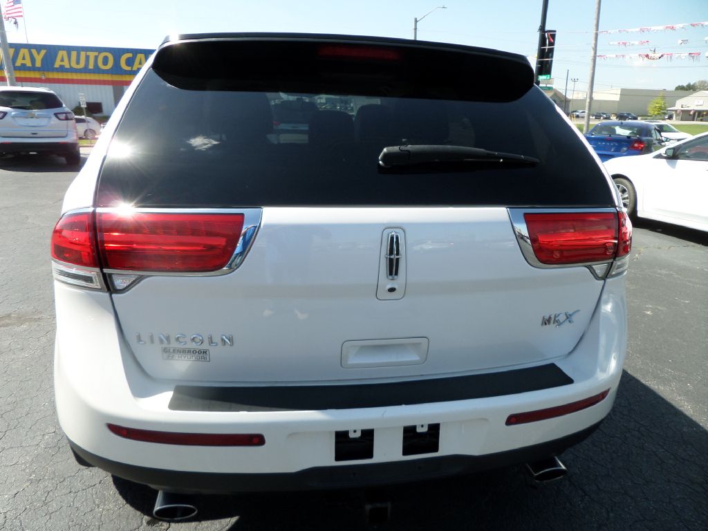 Photo 8 of this LINCOLN MKX