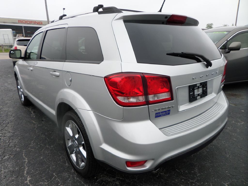Photo 5 of this DODGE JOURNEY