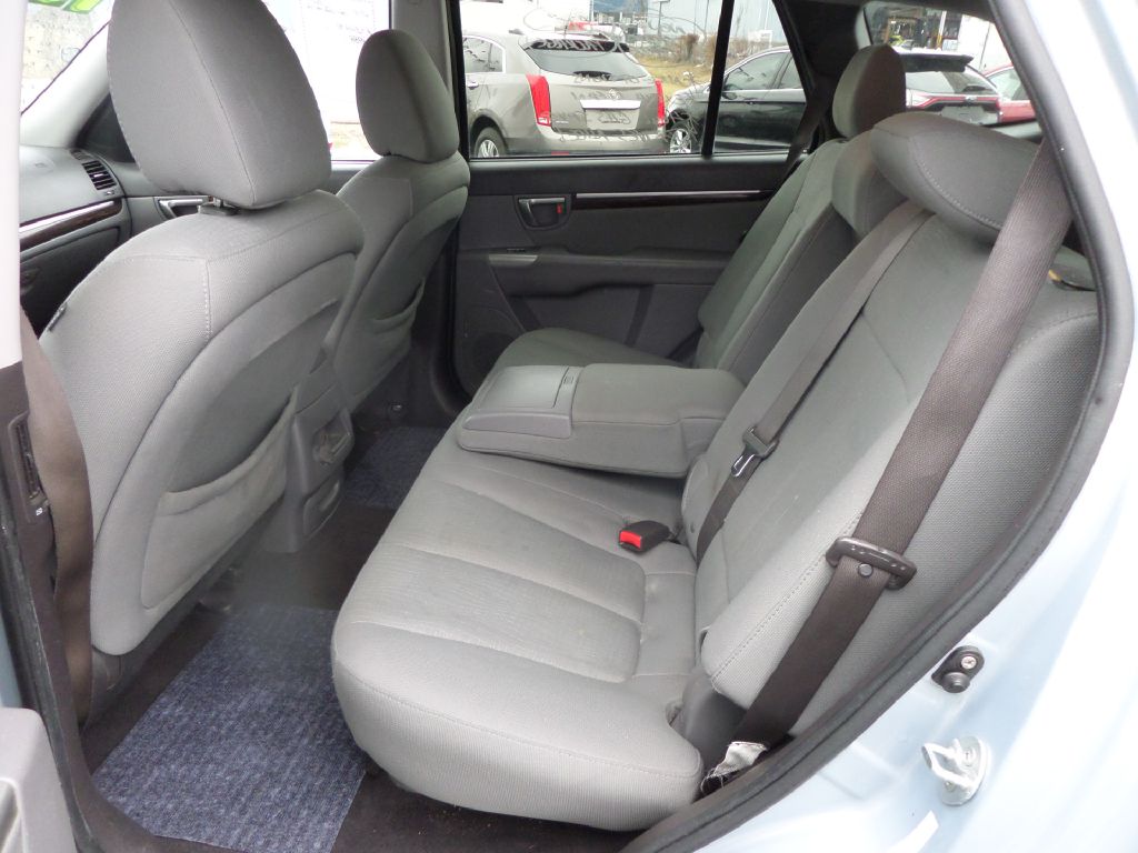 Photo 12 of this HYUNDAI SANTA FE