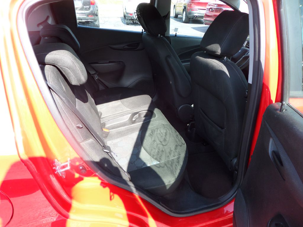 Photo 6 of this CHEVROLET SPARK