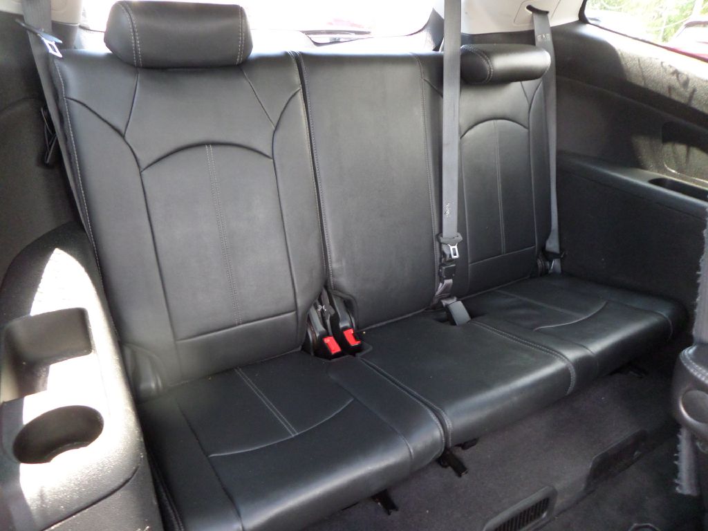 Photo 10 of this CHEVROLET TRAVERSE