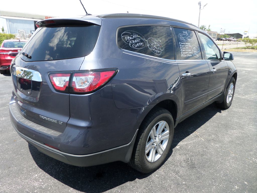 Photo 5 of this CHEVROLET TRAVERSE