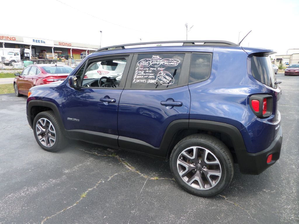 Photo 4 of this JEEP RENEGADE