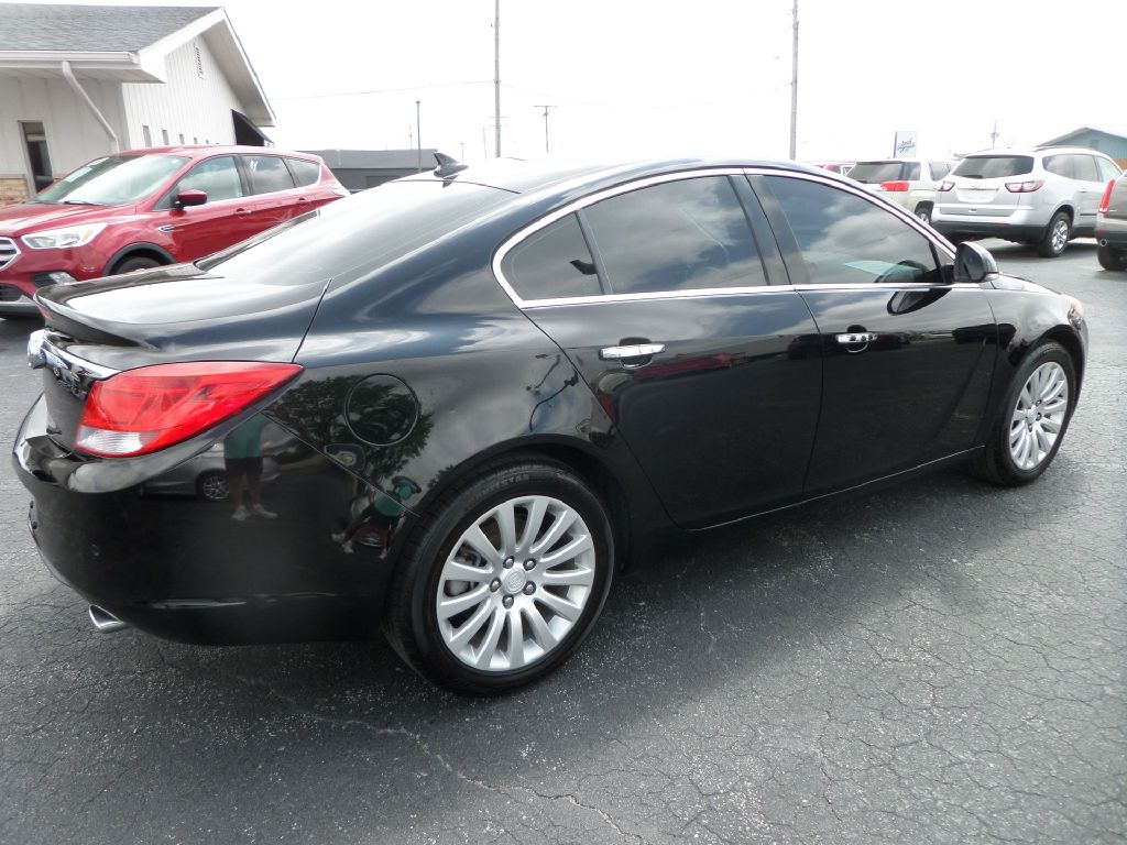 Photo 5 of this BUICK REGAL