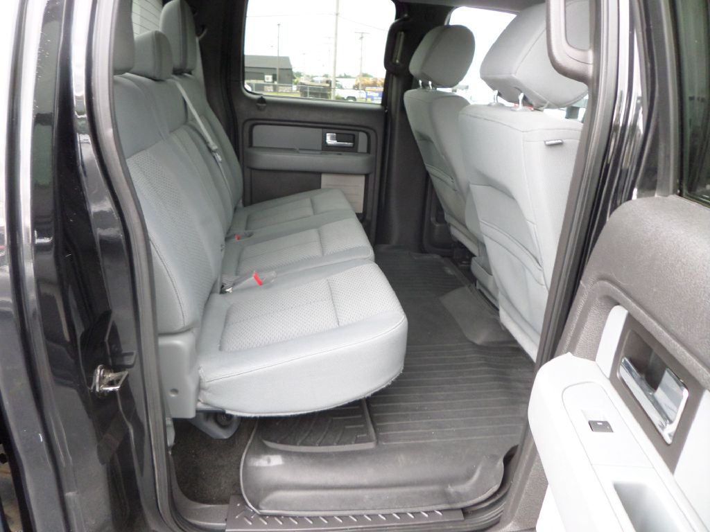 Photo 6 of this FORD F150
