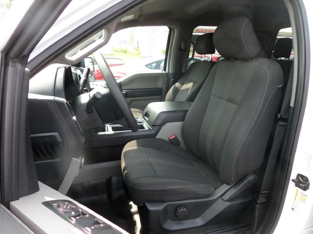 Photo 12 of this FORD F150