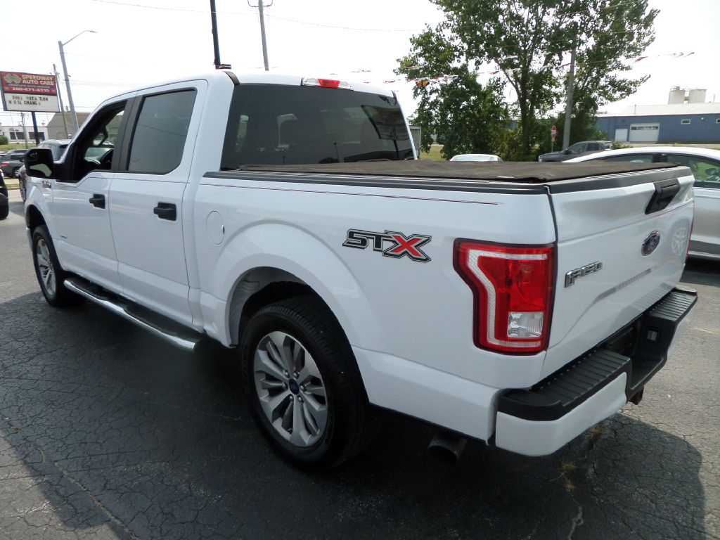Photo 10 of this FORD F150