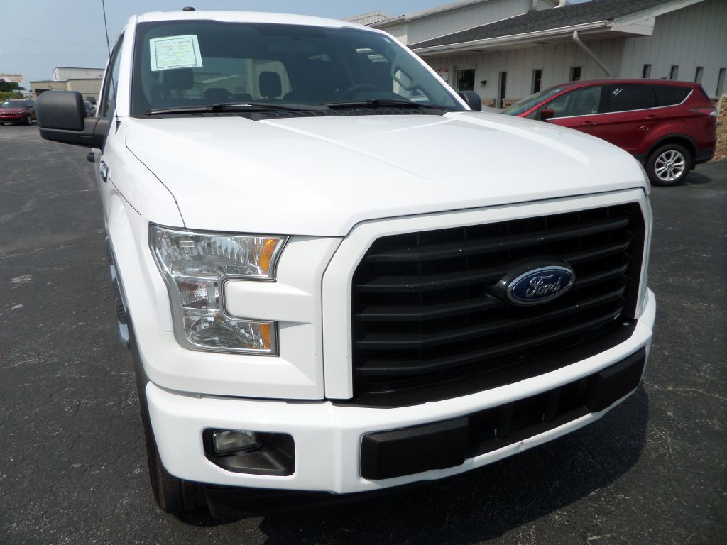 Photo 13 of this FORD F150