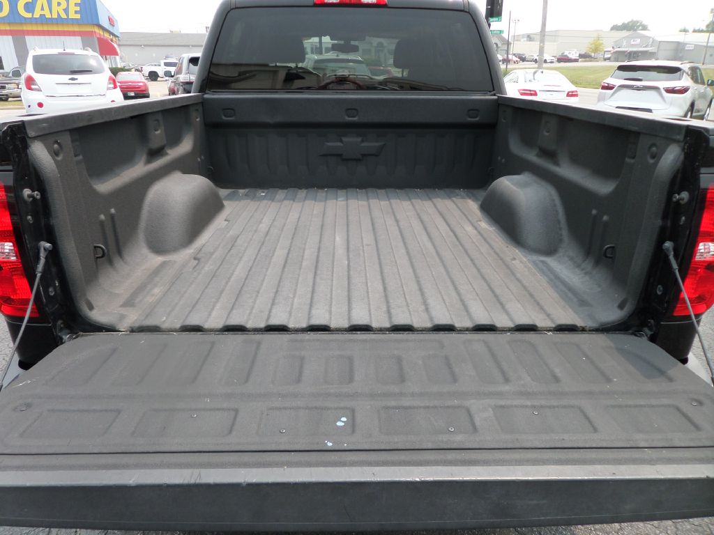Photo 8 of this CHEVROLET SILVERADO 1500