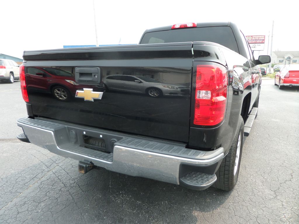 Photo 5 of this CHEVROLET SILVERADO 1500