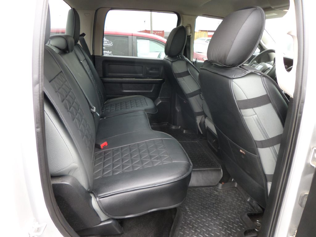 Photo 6 of this RAM 1500