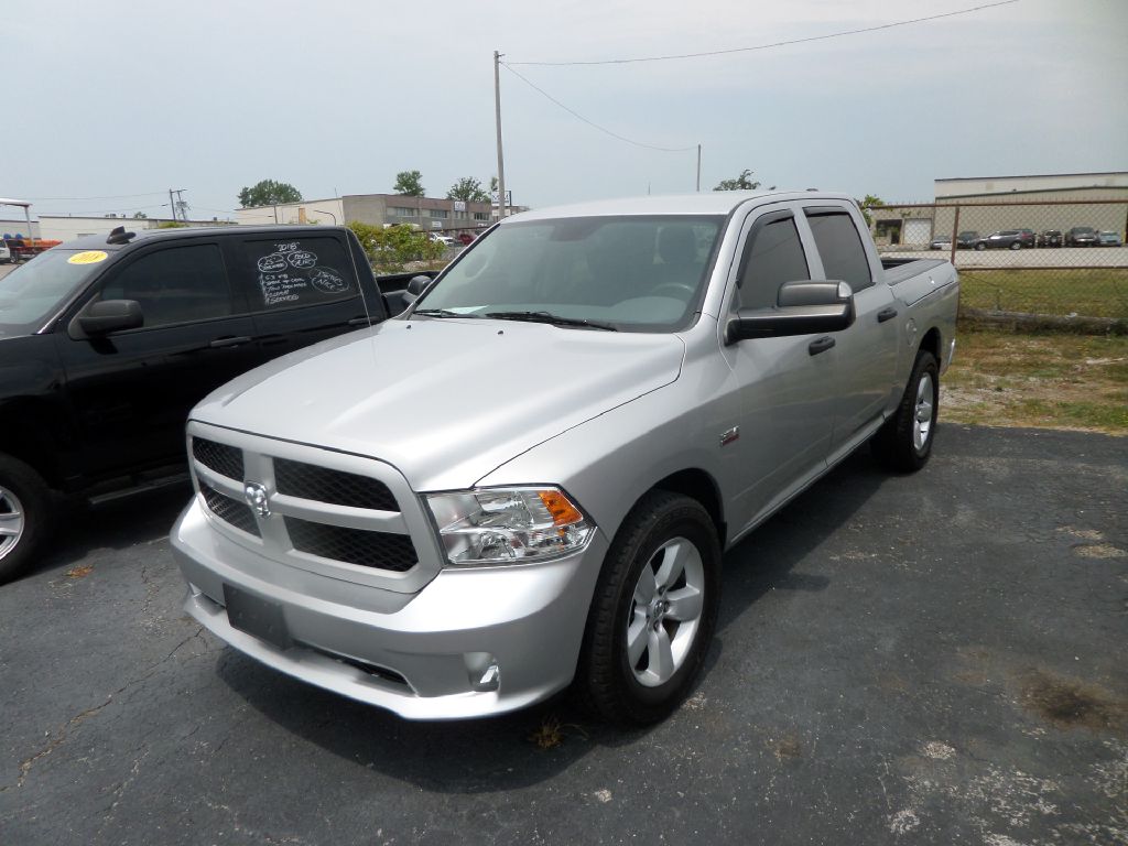 Photo 4 of this RAM 1500