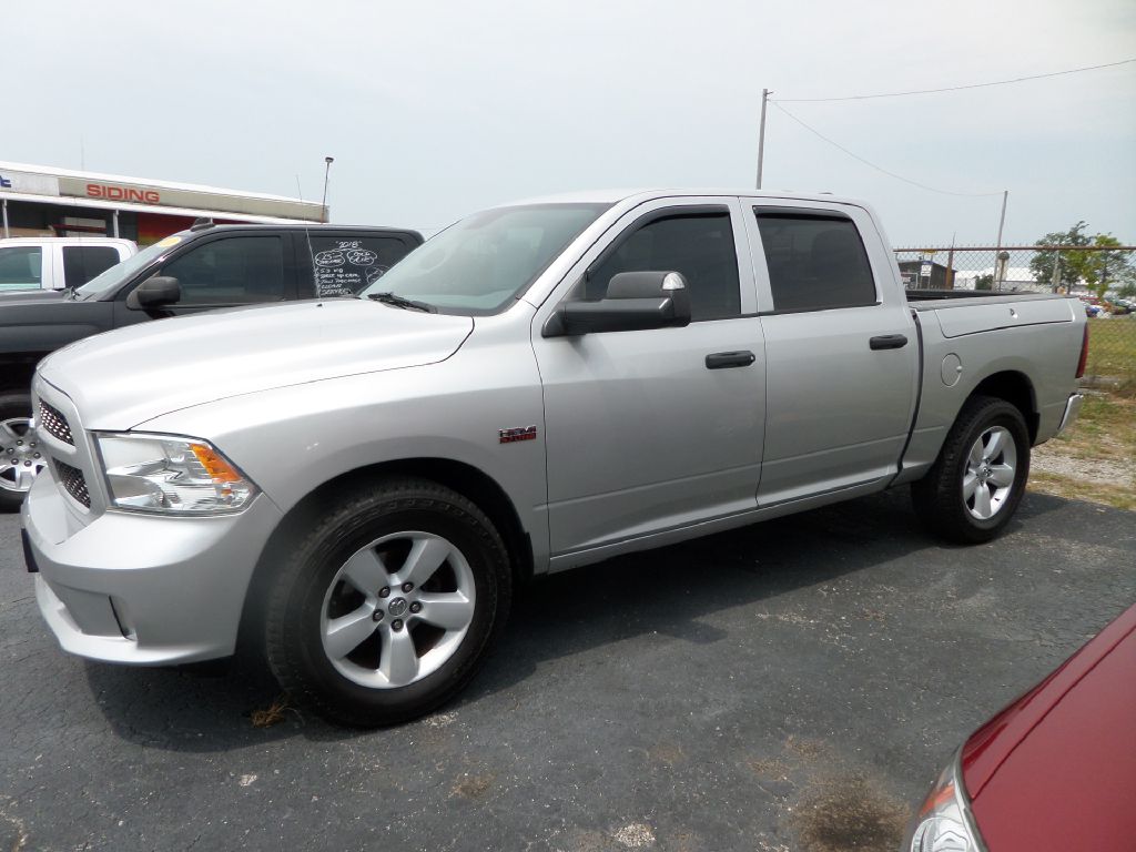Photo 7 of this RAM 1500