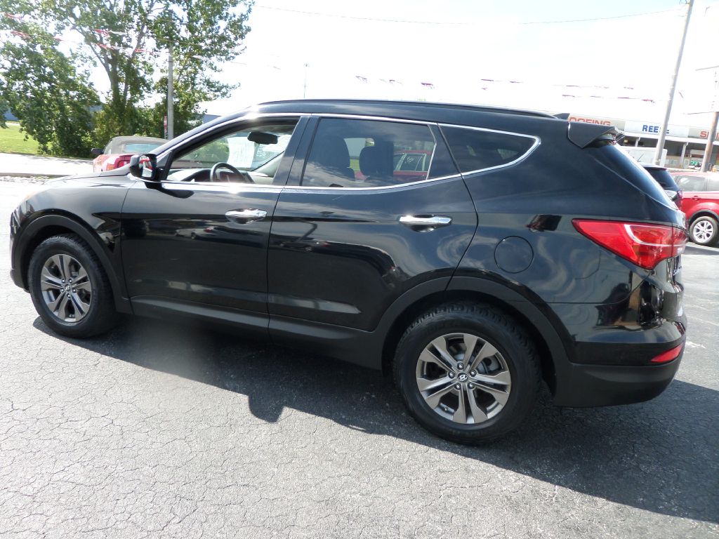Photo 10 of this HYUNDAI SANTA FE SPORT