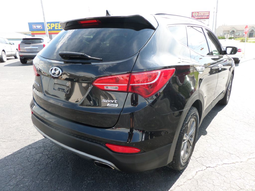 Photo 7 of this HYUNDAI SANTA FE SPORT