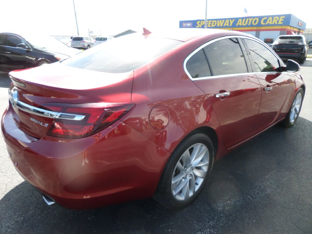 Photo 11 of this BUICK REGAL