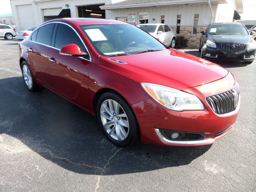 Photo 4 of this BUICK REGAL
