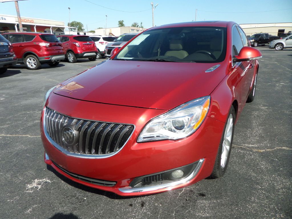 Photo 13 of this BUICK REGAL