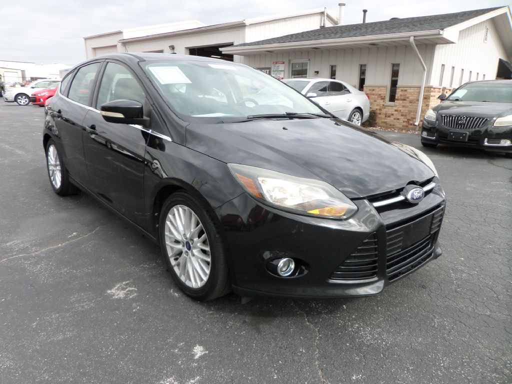 Photo 8 of this FORD FOCUS