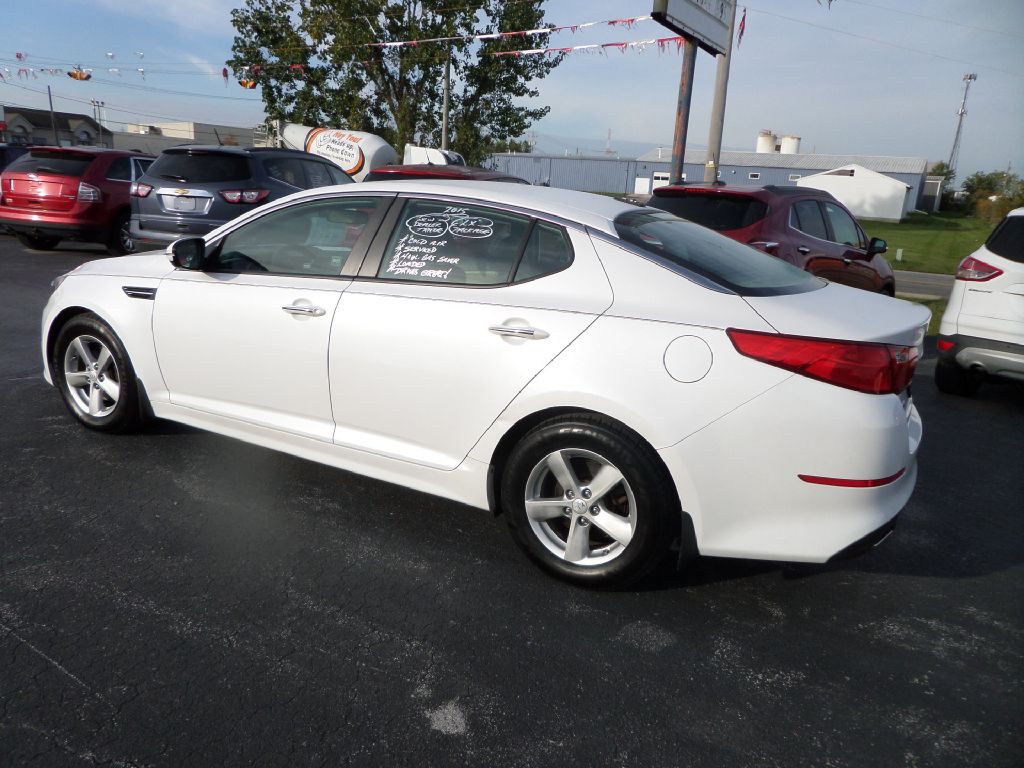Photo 4 of this KIA OPTIMA