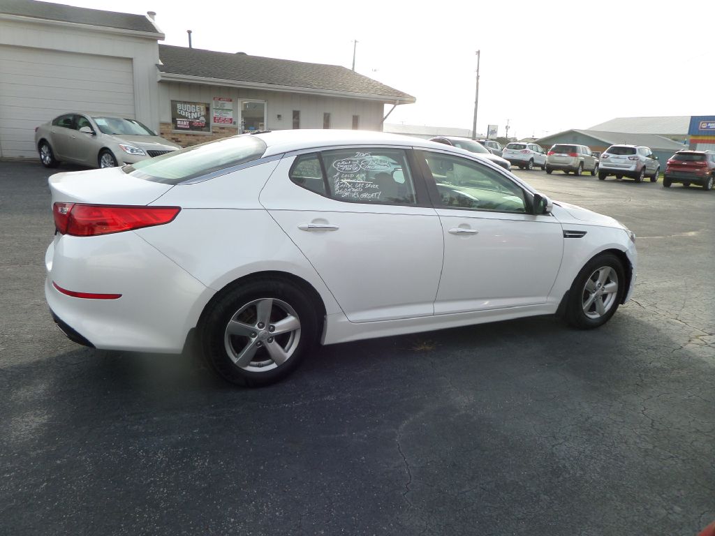 Photo 7 of this KIA OPTIMA