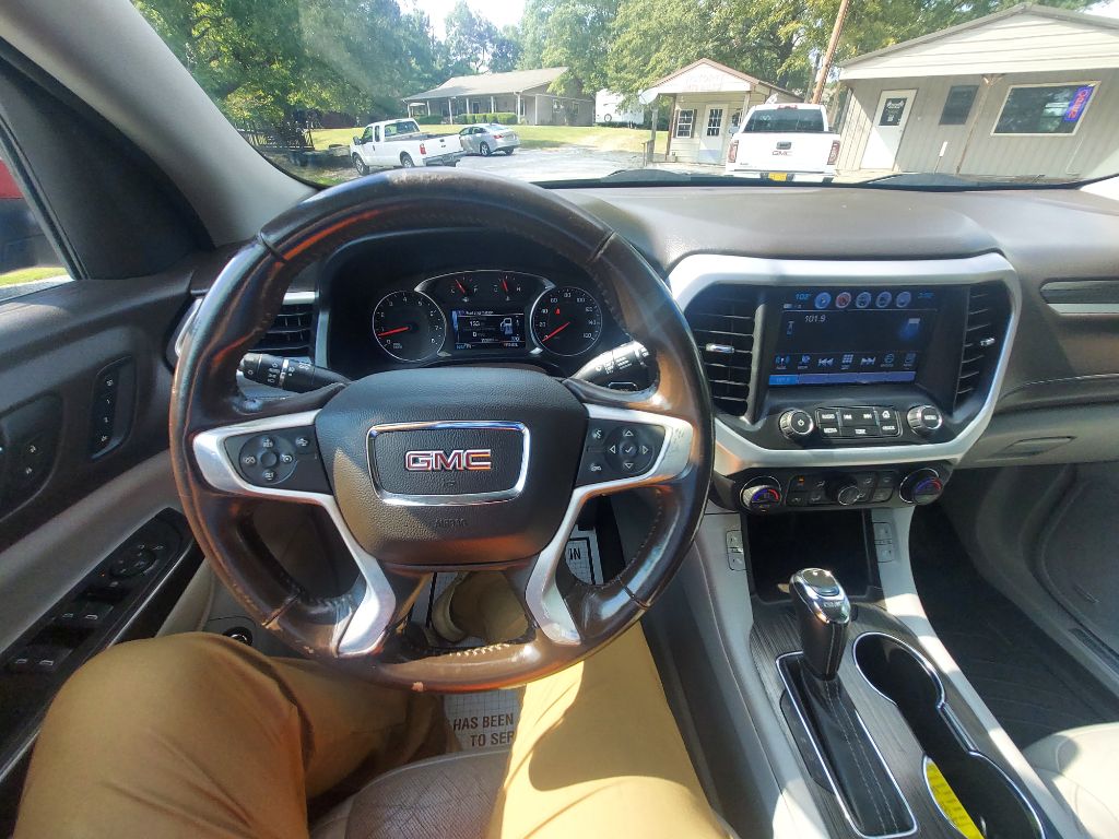 Photo 16 of this GMC ACADIA