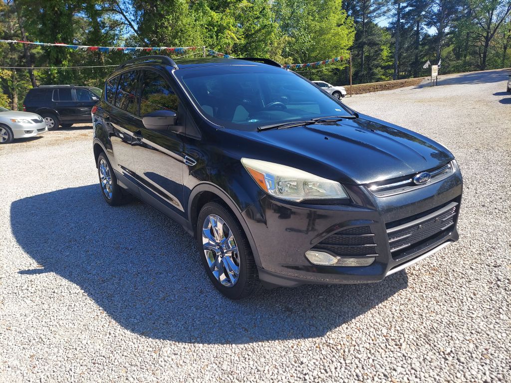 Photo 8 of this FORD ESCAPE