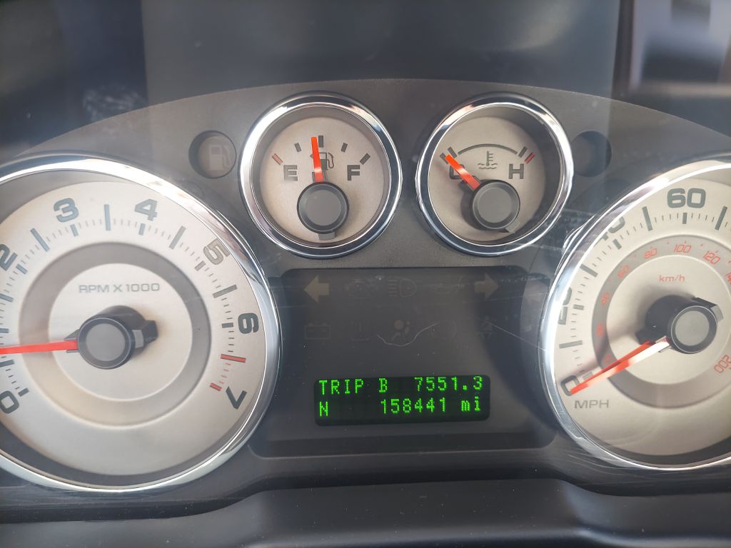 Photo 13 of this FORD EDGE