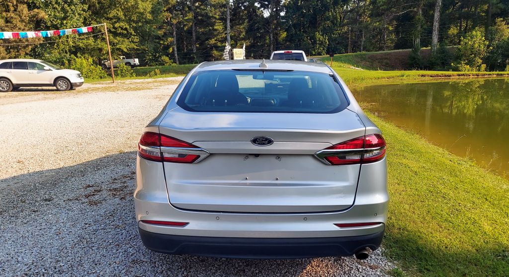 Photo 4 of this FORD FUSION