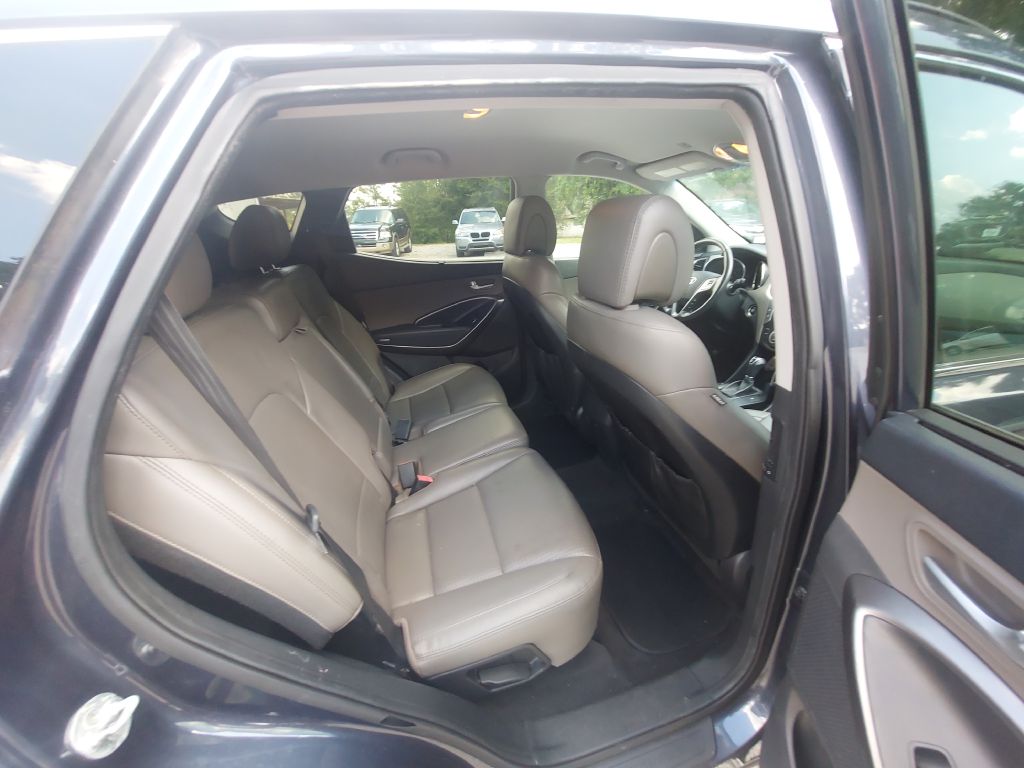 Photo 13 of this HYUNDAI SANTA FE SPORT