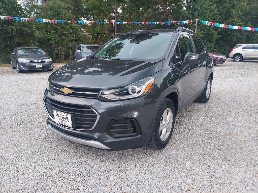 Photo 3 of this CHEVROLET TRAX