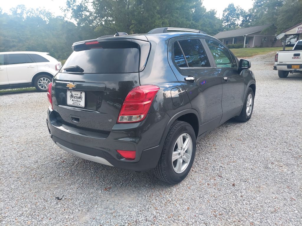 Photo 6 of this CHEVROLET TRAX