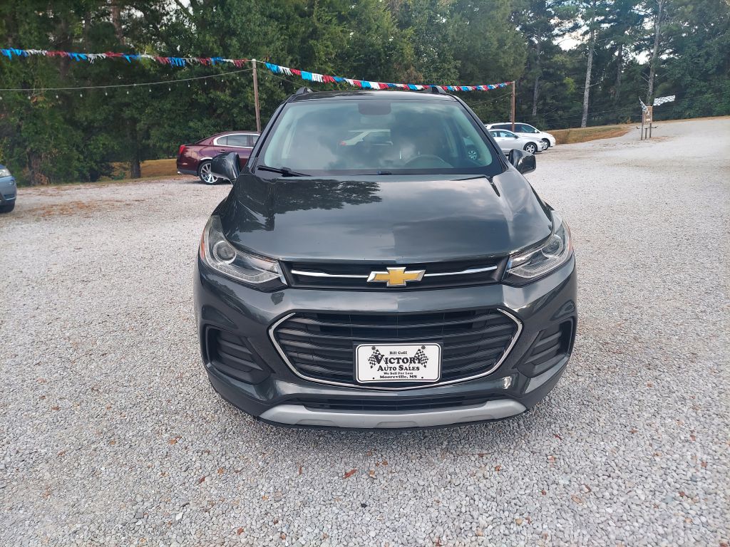 Photo 8 of this CHEVROLET TRAX