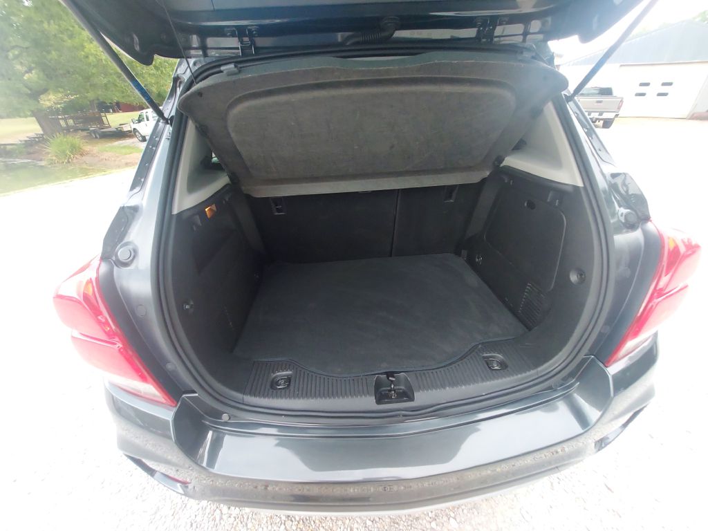 Photo 14 of this CHEVROLET TRAX